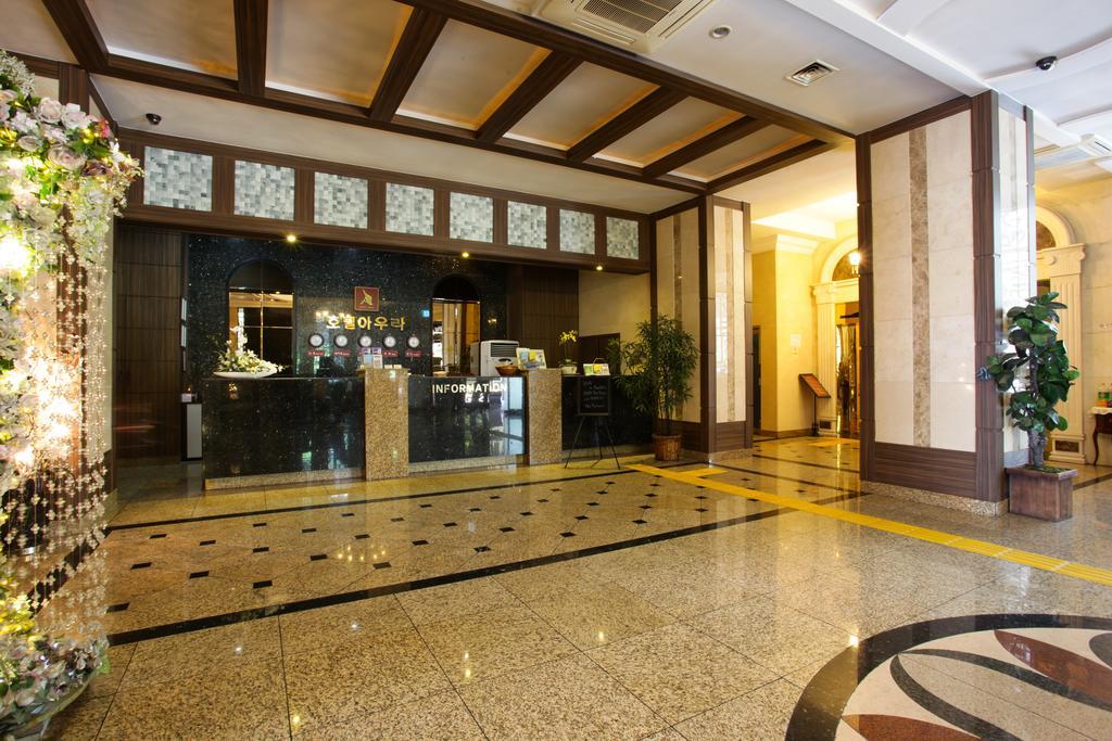 Aura Hotel Ansan Exterior photo