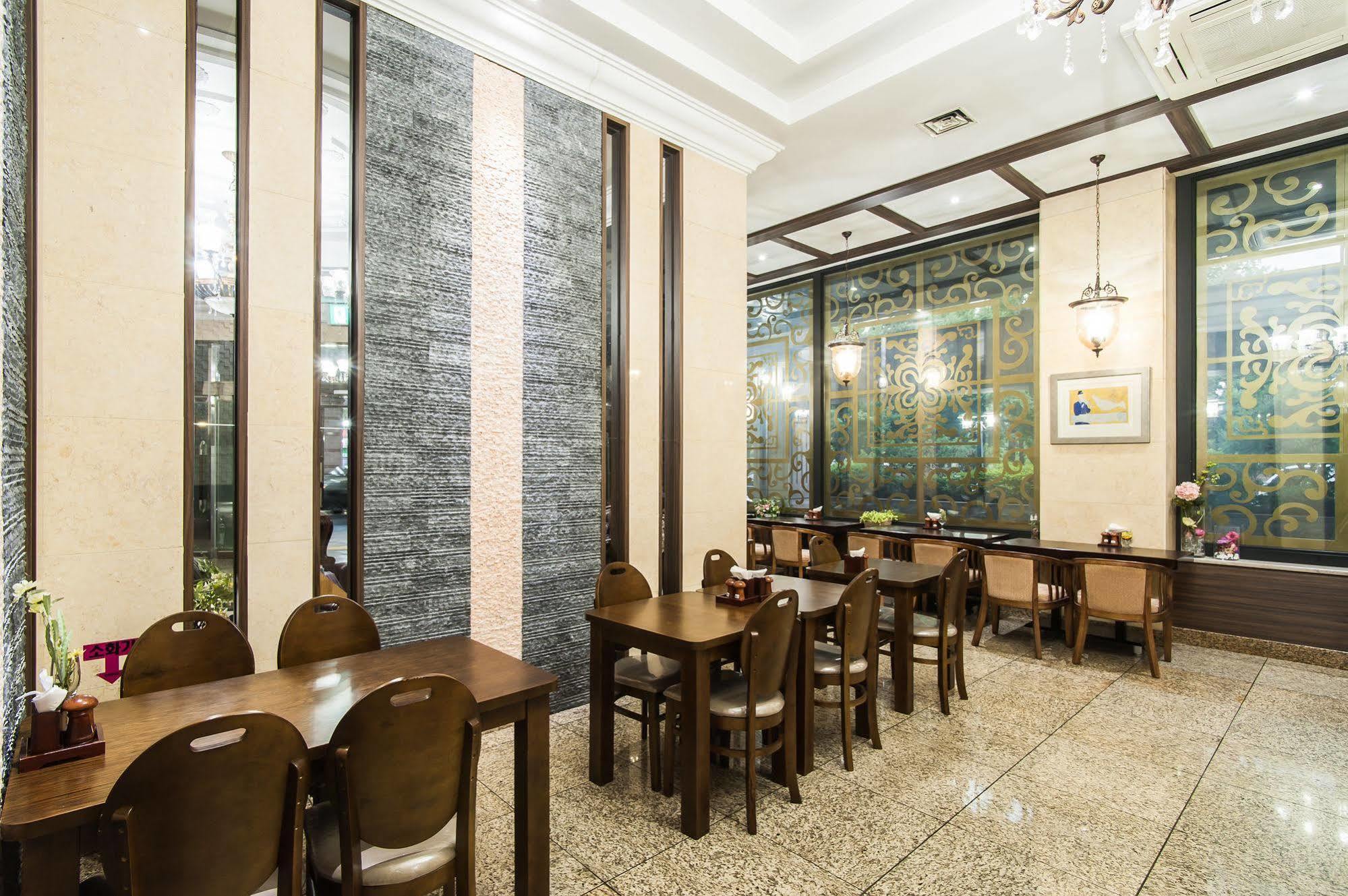 Aura Hotel Ansan Exterior photo
