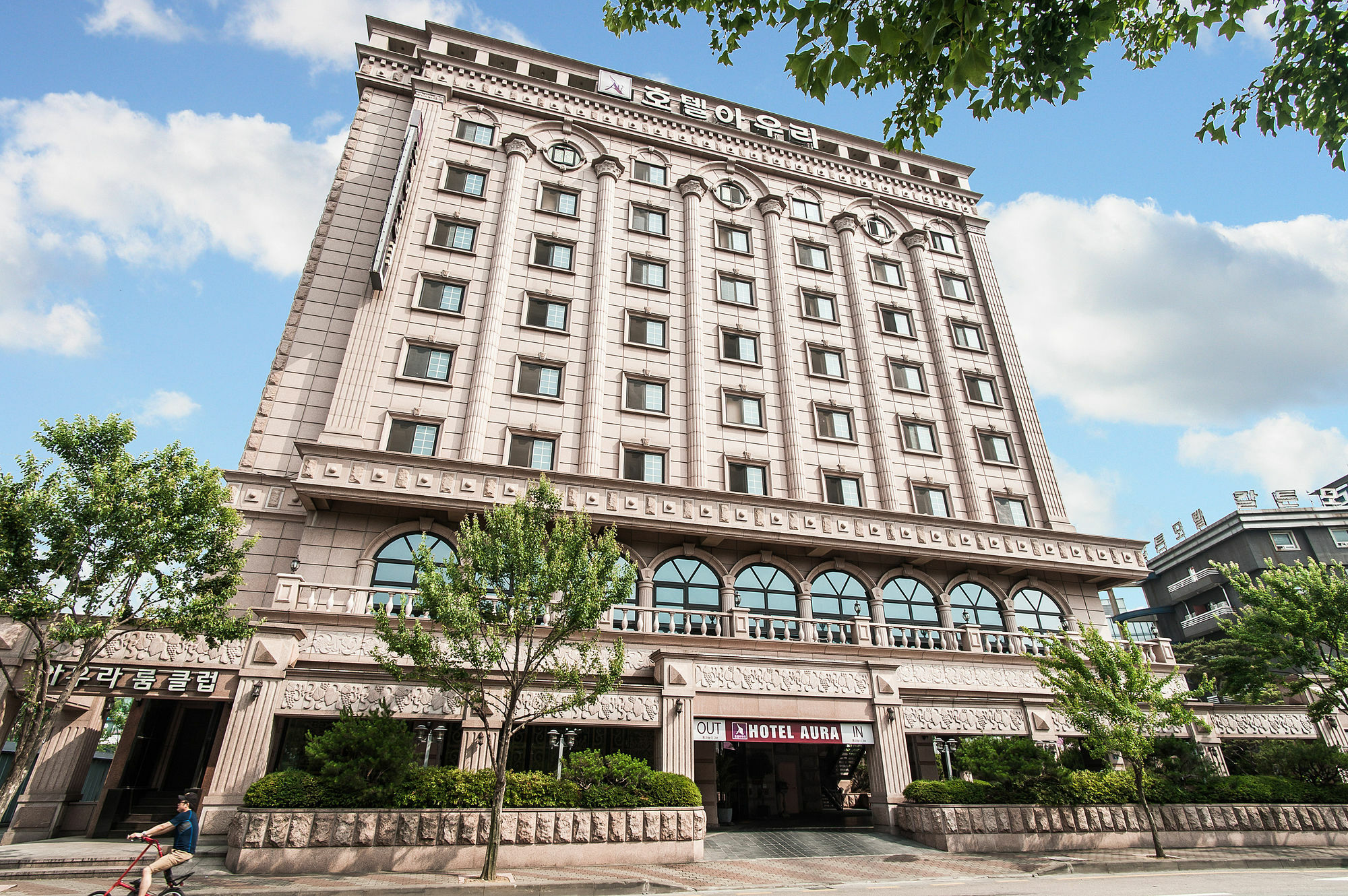 Aura Hotel Ansan Exterior photo